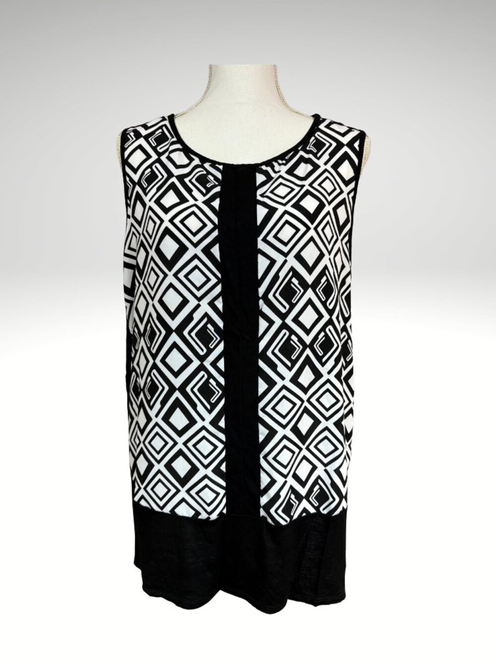 Womens 2X Mod Black White Geometric Op Art Sleeveless Tunic Top (SKU: 65W)